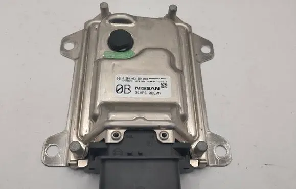 Nissan Pulsar Gearbox control unit/module 310F63BE0A 0260002987