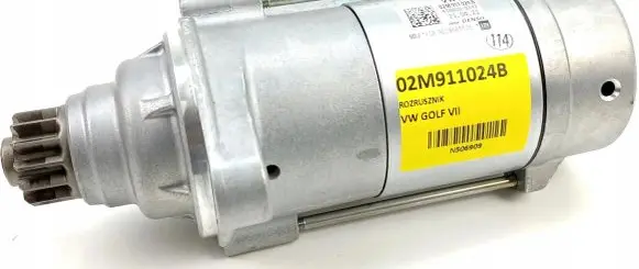 Volkswagen Golf VII Starter motor 02M911024B