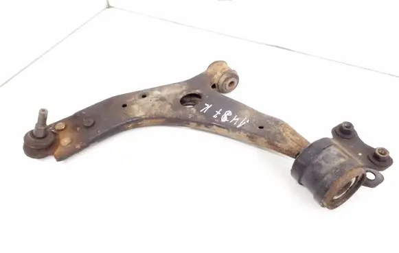 Ford Focus Front lower control arm/wishbone