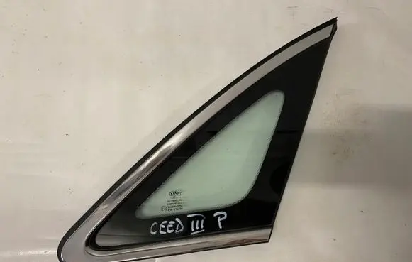 KIA Ceed Rear side window