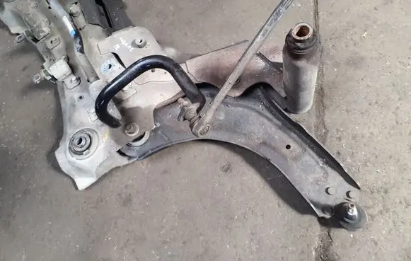 Renault Megane III Front subframe