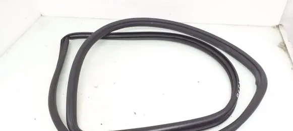 Toyota Auris E180 Front door rubber seal