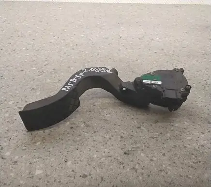 Volkswagen PASSAT B5.5 Accelerator throttle pedal 6PV00837503