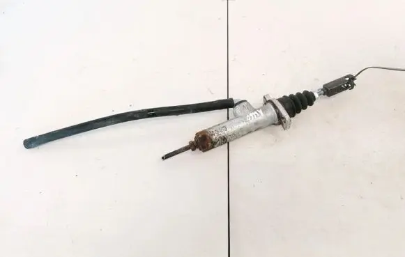 Audi 80 90 B3 Clutch master cylinder