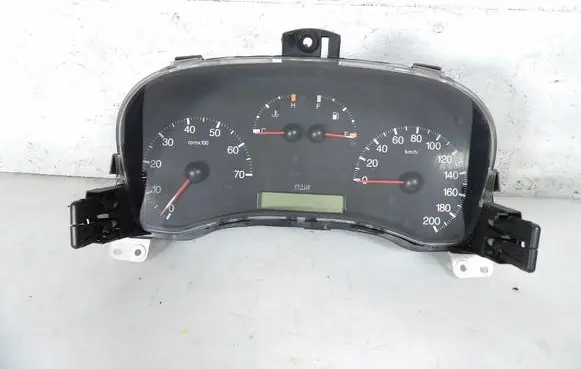 Speedometer (instrument cluster)