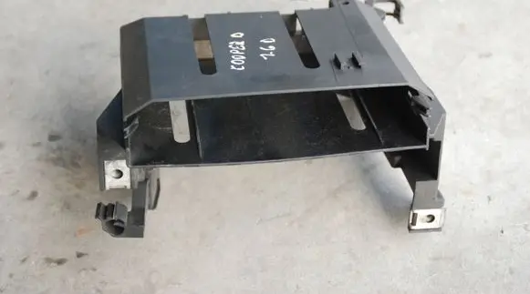 Mini Cooper Countryman R60 Engine control unit holder 8509915