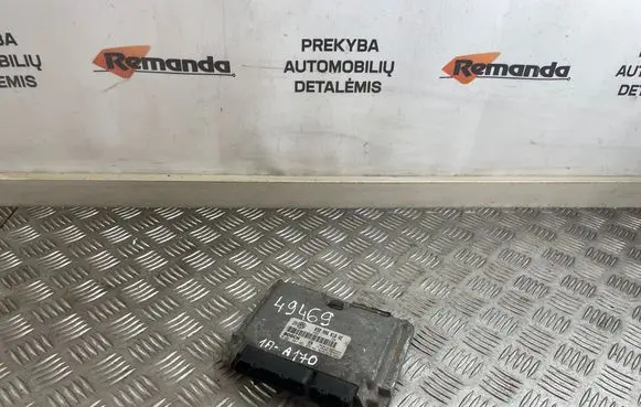 Volkswagen Golf IV Engine control unit/module 038906018AE 0281001851
