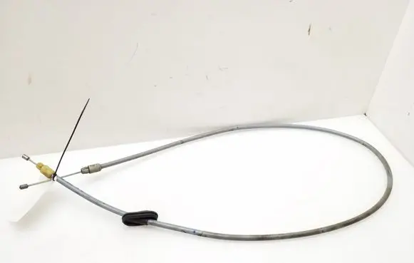 Mercedes-Benz C W204 Hand brake release cable A2044201385