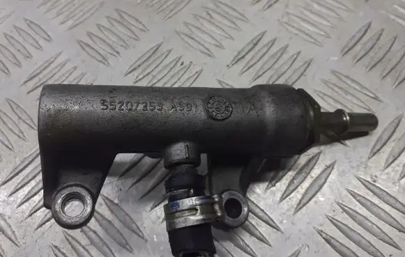 Fiat Croma Fuel distributor 555207253