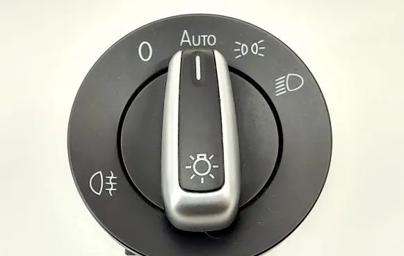 Volkswagen PASSAT B7 Light switch 3C8941431