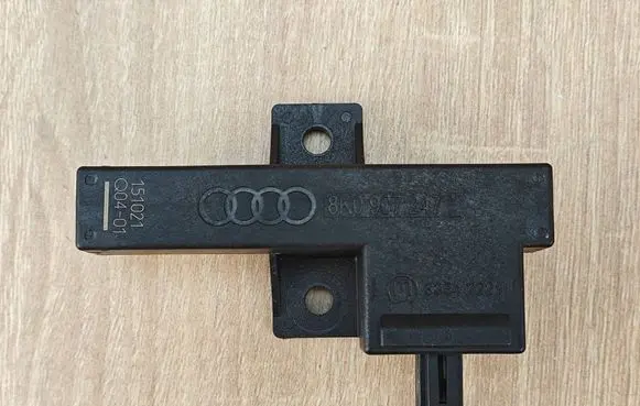Audi A6 S6 C7 4G Keyless (KESSY) go control unit/module 8K0907247