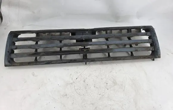 Mitsubishi Pajero Front grill
