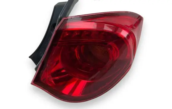 Alfa Romeo Giulietta Rear/tail lights 50513612