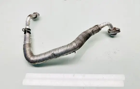 Air conditioning (A/C) pipe/hose