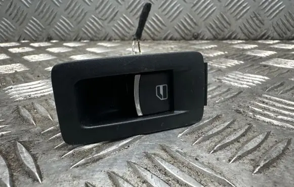 Volkswagen Touran II Electric window control switch 1F0959527