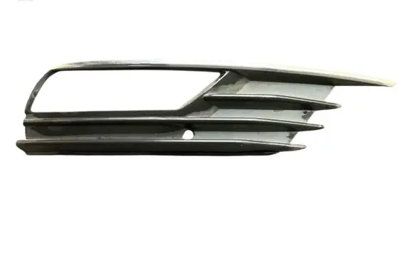 Audi A3 S3 8V Front fog light trim/grill 8V5807682A