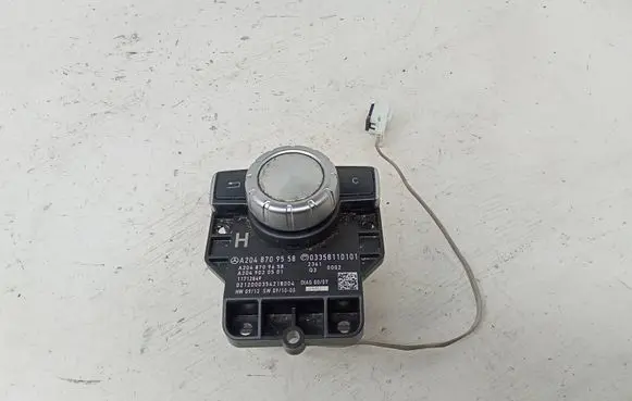 Mercedes-Benz E W212 Head unit multimedia control A2048709558 A2048709658