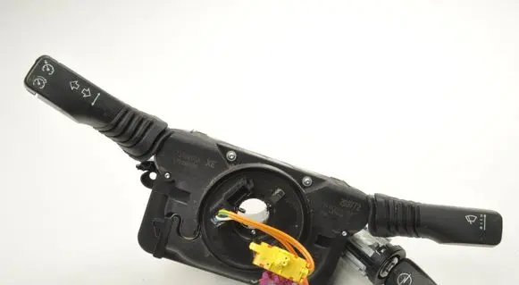 Opel Astra H A set of switches 13198908