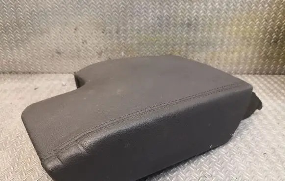 Opel Insignia A Armrest