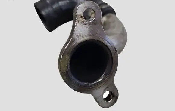 Mercedes-Benz C W205 EGR valve line/pipe/hose 0695131593R
