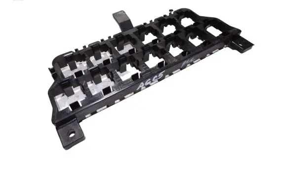 Audi A6 S6 C5 4B Relay mounting block 8D0937503E