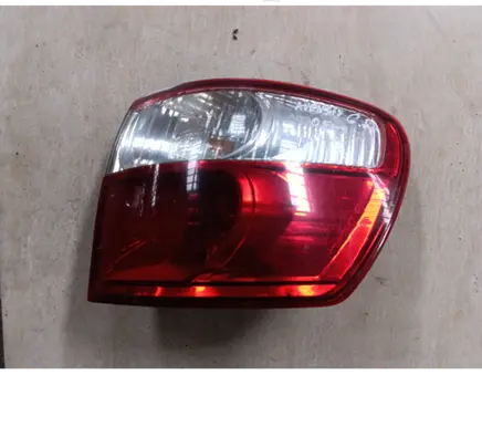Toyota Avensis Verso Rear/tail lights