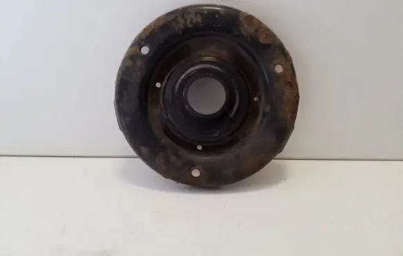Lexus RX 330 - 350 - 400H Coil spring mount 