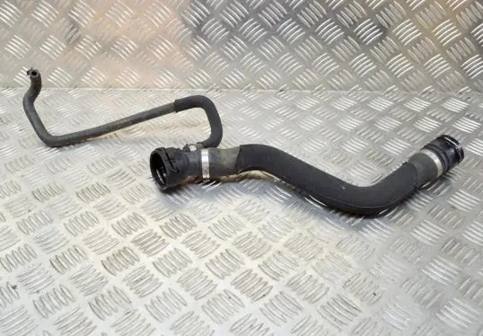 BMW i3 Engine coolant pipe/hose 8611672 8613129