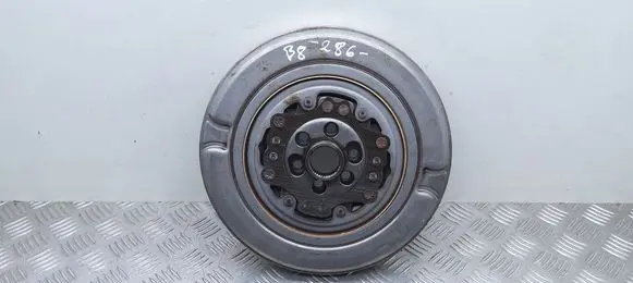 Volkswagen PASSAT B8 Flywheel 04E105266P