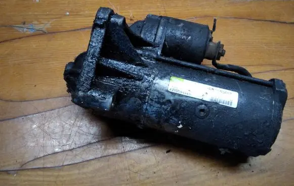 Volvo S40, V40 Starter motor 8200064465 30620657