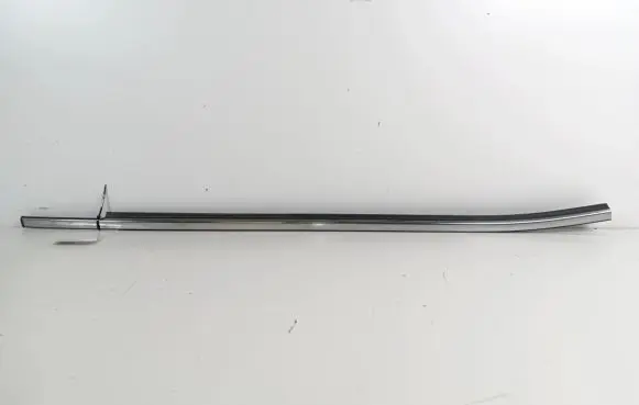 Front door glass trim molding