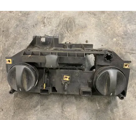 Iveco Daily 30.8 - 9 Climate control unit PA66GF30