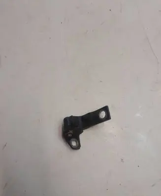 Ford Mondeo MK IV Front door lower hinge 