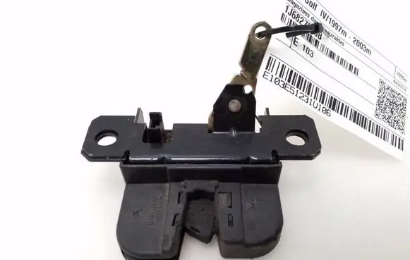 Volkswagen Golf IV Loading door lock 1J6827505B