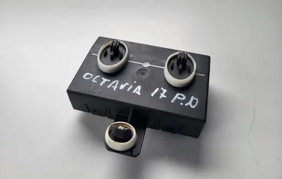 Skoda Octavia Mk3 (5E) Door control unit/module