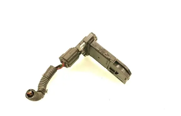Toyota RAV 4 (XA40) Mass air flow meter 2220426010