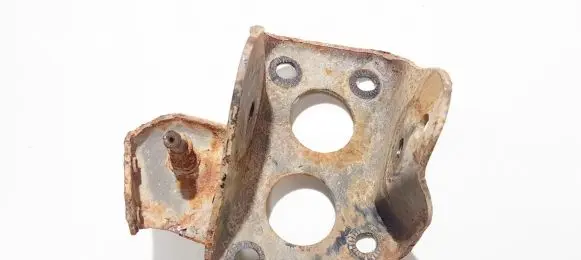 Volkswagen Golf IV Bracket in trunk/boot 