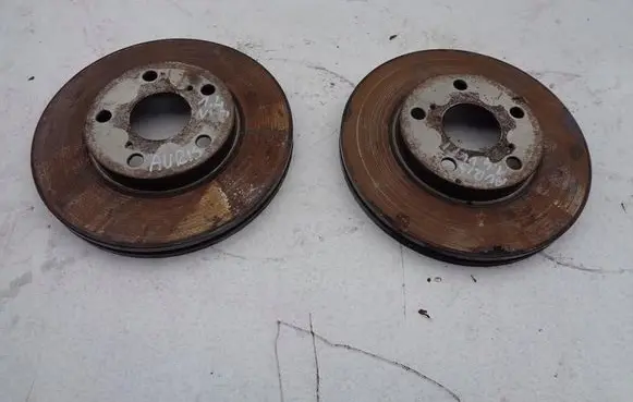 Toyota Auris 150 Front brake disc