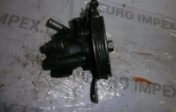 Nissan Almera Power steering pump