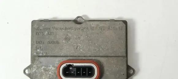 Audi A6 S6 C6 4F Headlight ballast module Xenon 5DV00829000