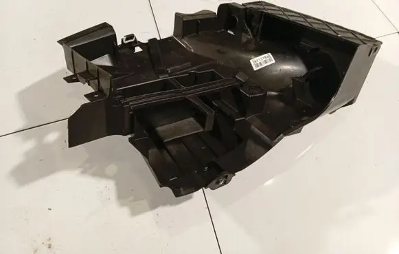 Mercedes-Benz A W169 Spare wheel section trim A1699800161
