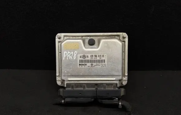 Volkswagen PASSAT B5.5 Engine control unit/module 038906019KD