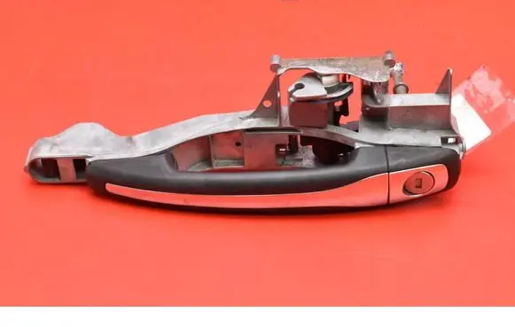 Citroen C3 Picasso Front door exterior handle 9680168680