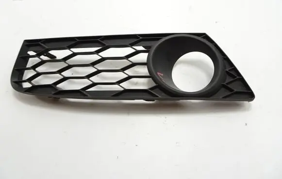 Honda Civic IX Front fog light trim/grill 71109TV2 E100LH