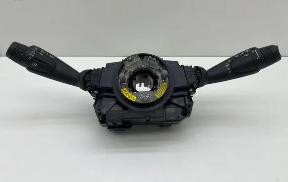 Volvo XC40 Indicator stalk 32275368