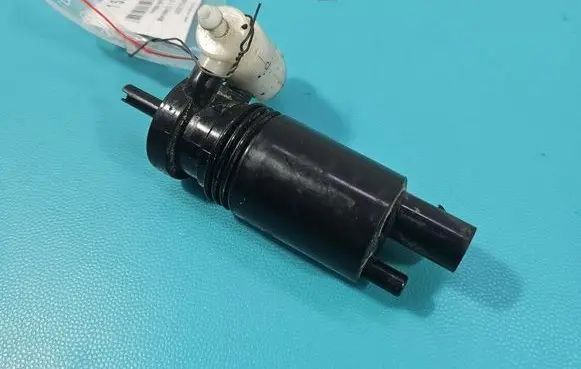 Mercedes-Benz GL X166 Windscreen/windshield washer pump 1006671 IMPRK1574357