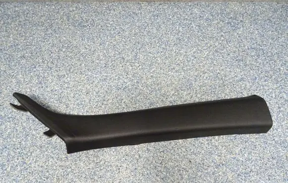 BMW M4 F82 F83 (A) pillar trim 7328740