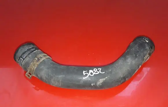 Mercedes-Benz Vito Viano W639 Engine coolant pipe/hose NOCODE