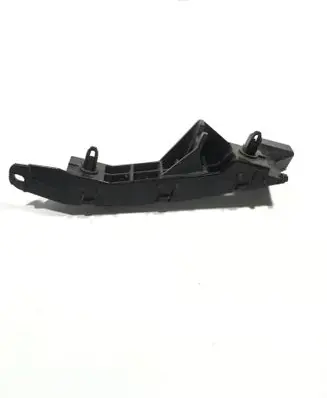 Mitsubishi L200 Front bumper mounting bracket