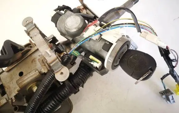 Nissan Primera Ignition lock 28590C9965